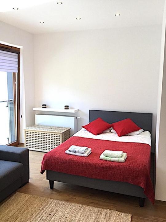 Apartment Novum Rakowicka Street Красков Екстериор снимка